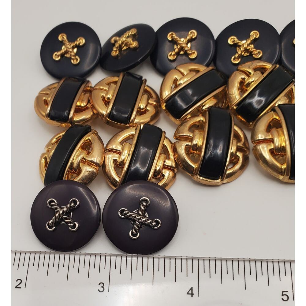 Lot of Luxury Look 80s Black and Gold Buttons Domed Pierced Knotted X Vintage